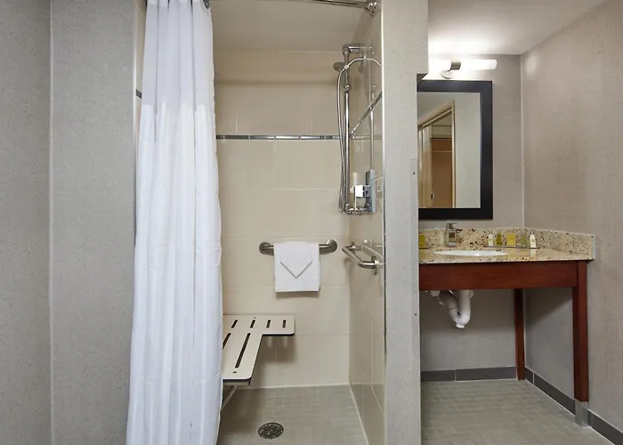 Doubletree By Hilton Raleigh Crabtree Valley
