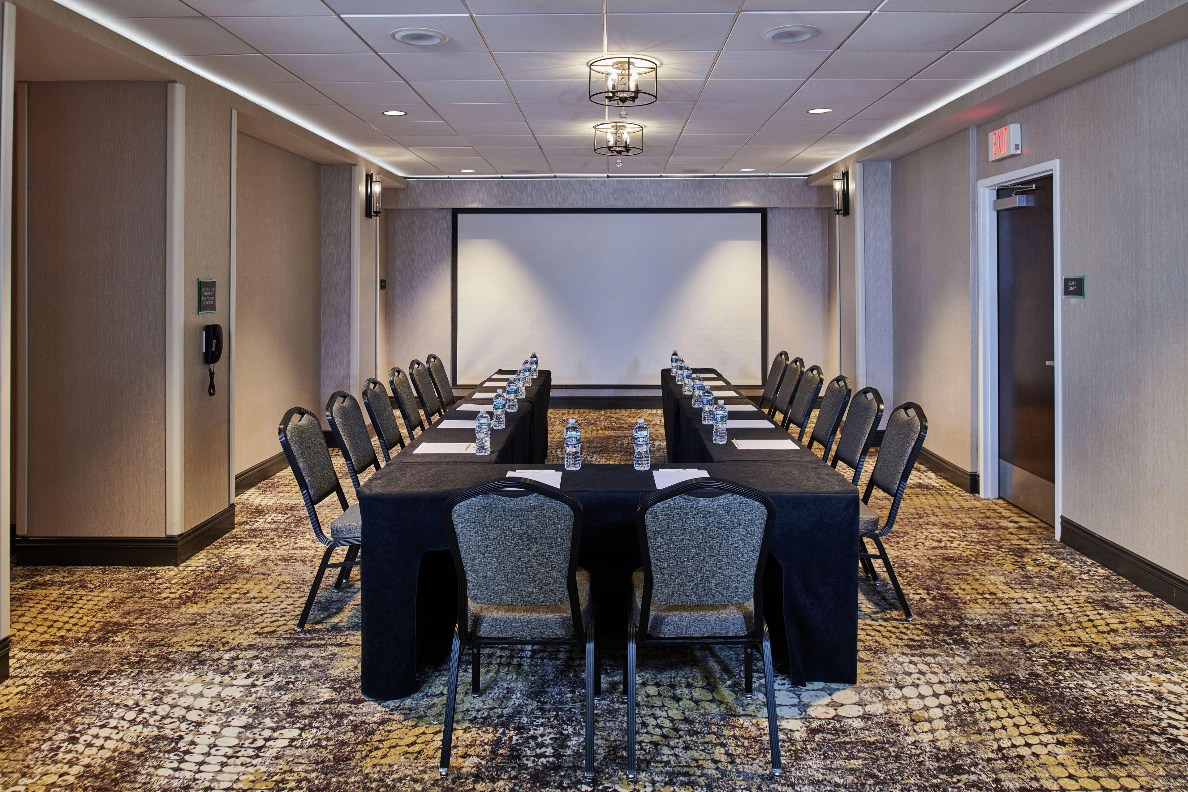 Doubletree By Hilton Crabtree Valley Hotel Raleigh