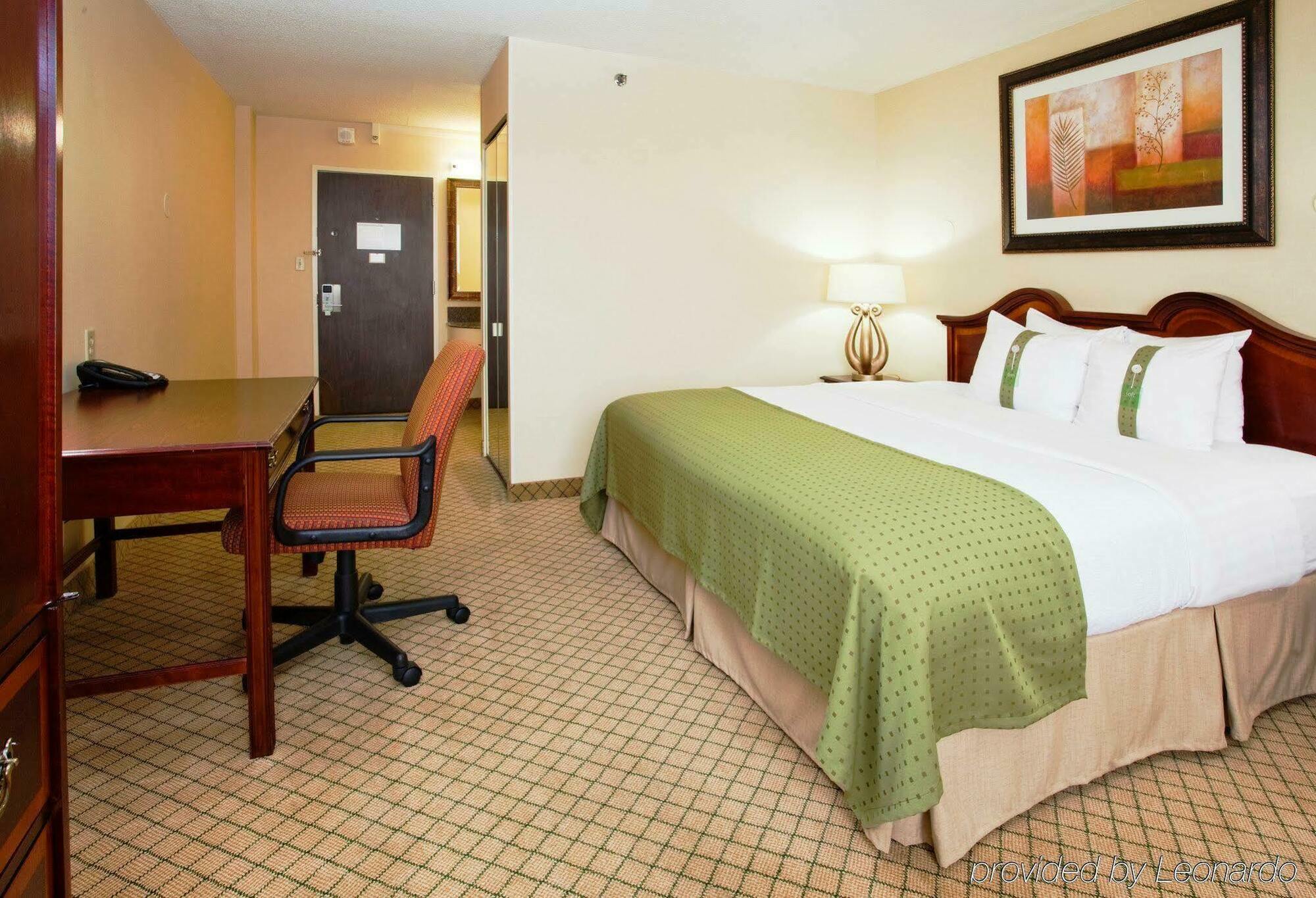 Hotel Doubletree By Hilton Crabtree Valley