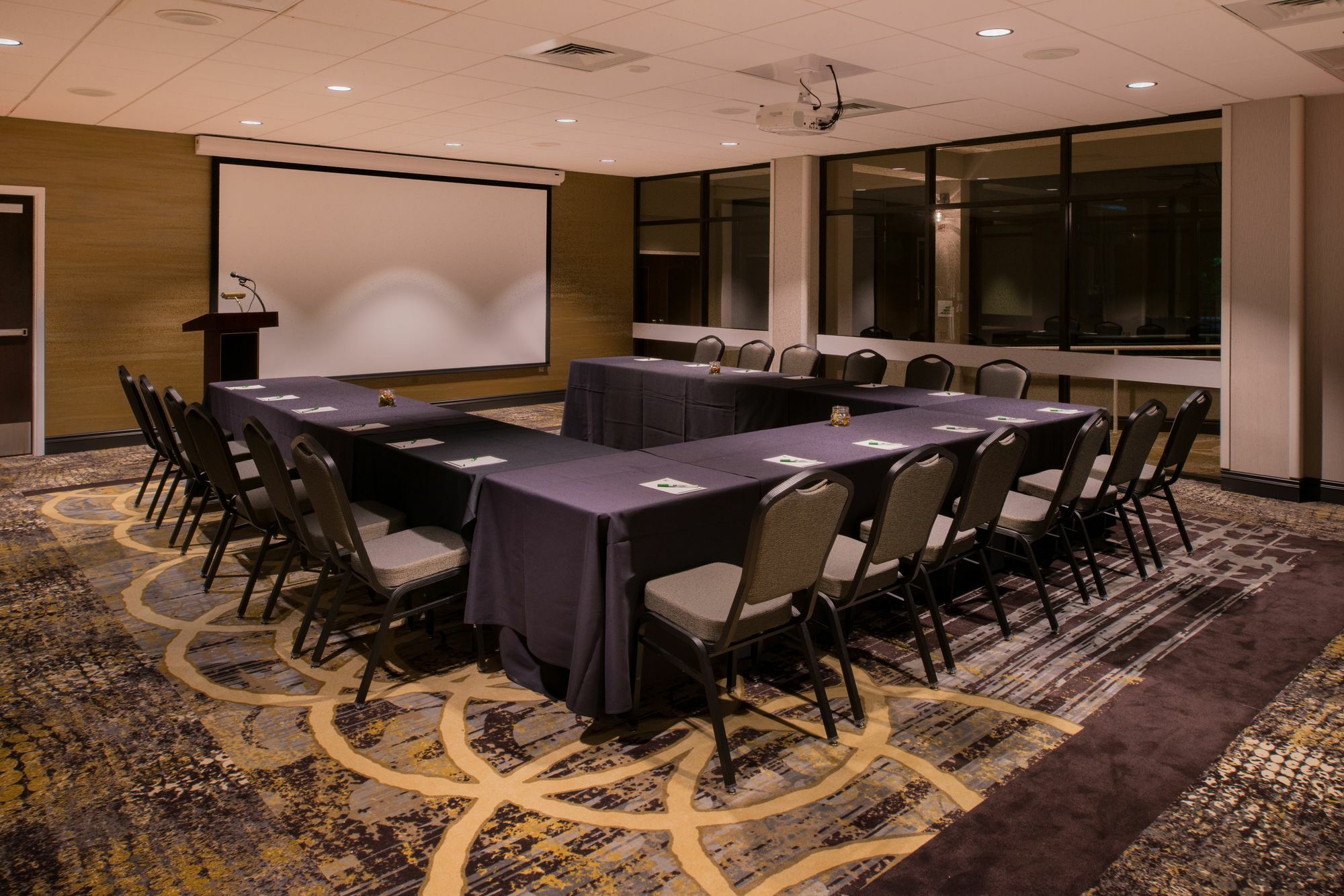 Doubletree By Hilton Crabtree Valley 4* Raleigh